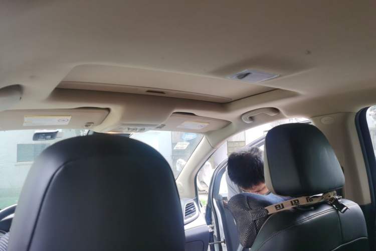 Used Buick Encore 2013 1.4T Automatic All-Wheel Drive Flagship Edition Headliner