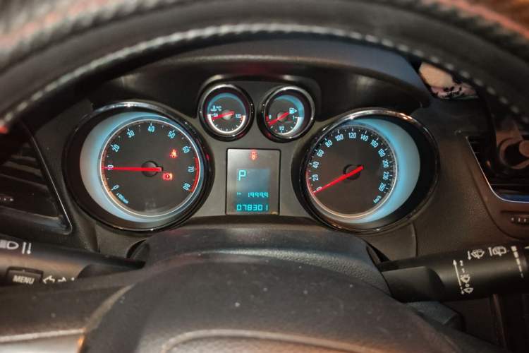 Used Buick Encore 2013 1.4T Automatic Two-Wheel Drive Elite Model Instrument Cluster