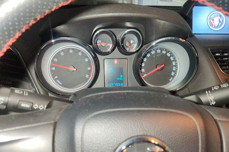 Used Buick Encore 2013 1.4T Automatic Two-Wheel Drive Elite Model Instrument Cluster