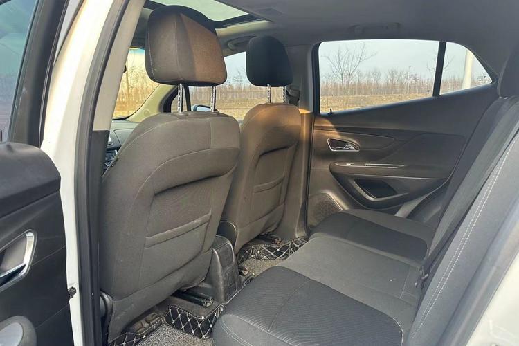 Used Buick Encore 2013 1.4T Automatic Two-Wheel Drive Elite Model Interior 3