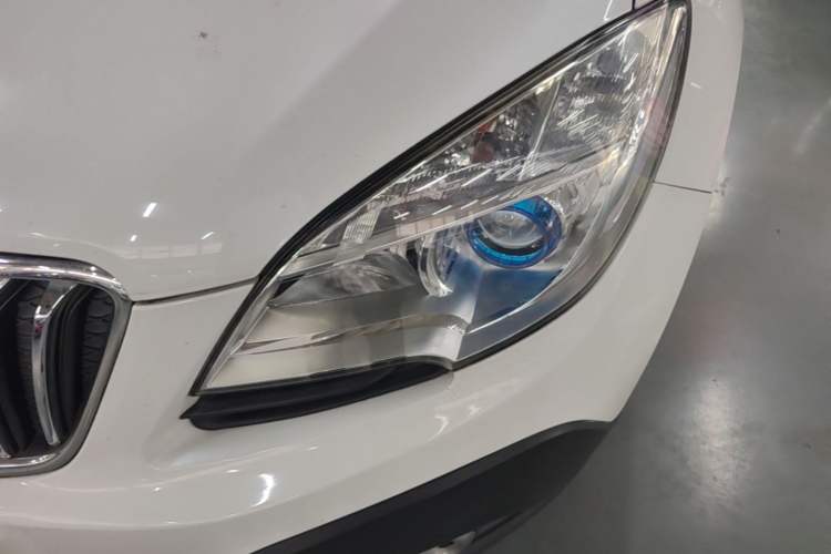 Used Buick Encore 2013 1.4T Automatic Two-Wheel Drive Elite Model Left Front Headlight