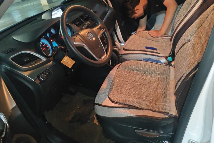 Used Buick Encore 2013 1.4T Automatic Two-Wheel Drive Elite Model Left Front Seat
