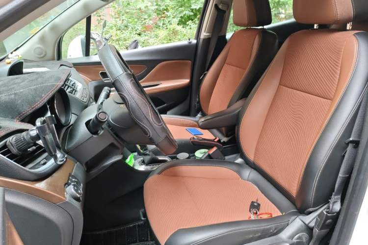 Used Buick Encore 2013 1.4T Automatic Two-Wheel Drive Leading Model Left Front Seat