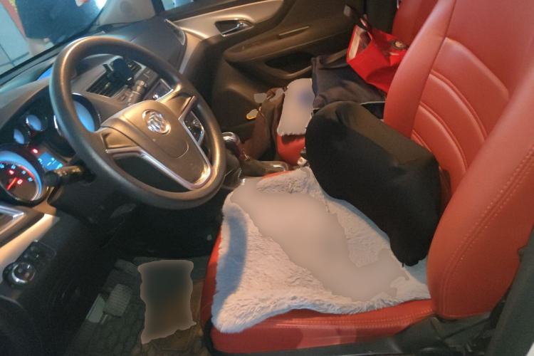 Used Buick Encore 2013 1.4T Automatic Two-Wheel Drive Elite Model Left Front Seat