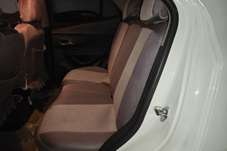 Used Buick Encore 2013 1.4T Automatic Two-Wheel Drive Elite Model Left Rear Seat
