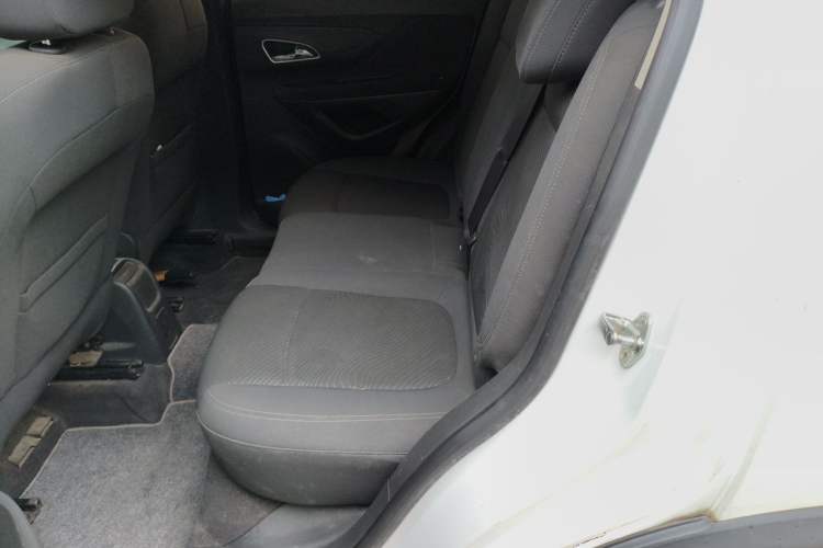 Used Buick Encore 2013 1.4T Automatic Two-Wheel Drive Elite Model Left Rear Seat