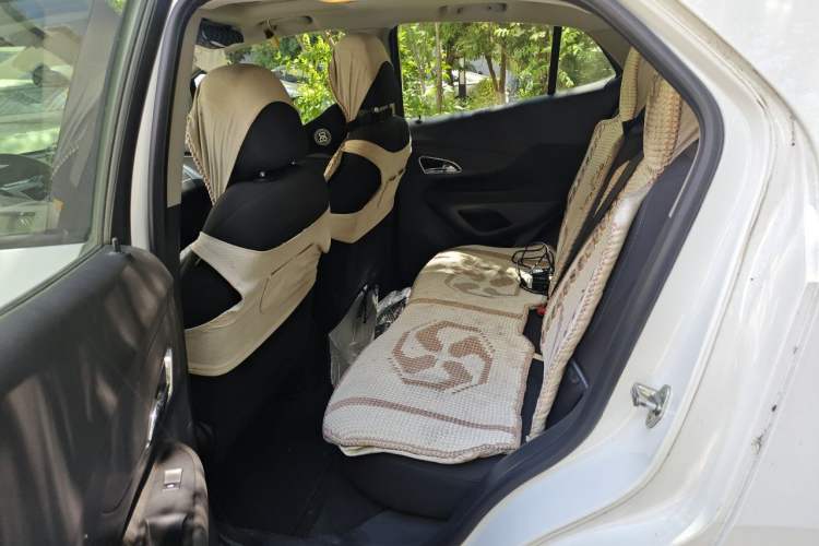 Used Buick Encore 2013 1.4T Automatic Two-Wheel Drive Elite Model Left Rear Seat
