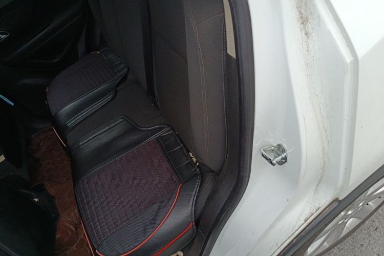 Used Buick Encore 2013 1.4T Automatic Two-Wheel Drive Elite Model Left Rear Seat