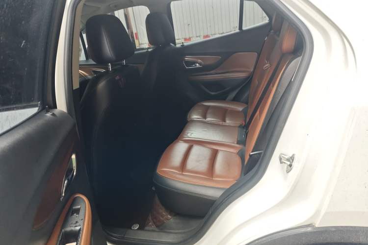 Used Buick Encore 2013 1.4T Automatic All-Wheel Drive Flagship Edition Left Rear Seat