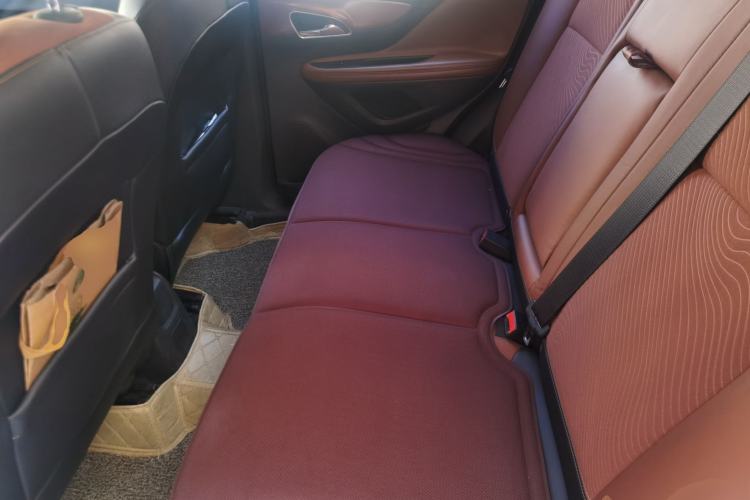 Used Buick Encore 2013 1.4T Automatic Two-Wheel Drive Leading Model Left Rear Seat