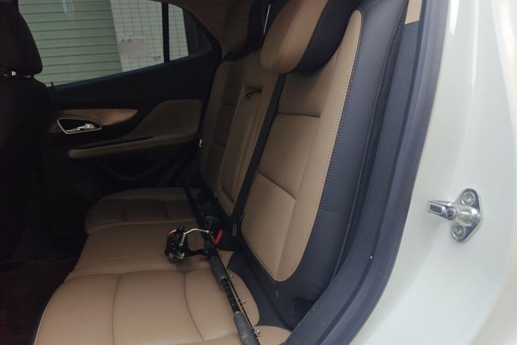 Used Buick Encore 2013 1.4T Automatic All-Wheel Drive Flagship Edition Left Rear Seat
