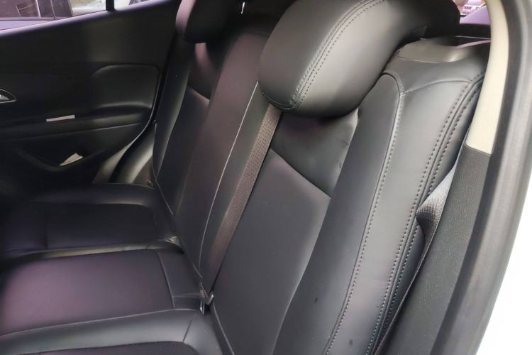 Used Buick Encore 2013 1.4T Automatic Two-Wheel Drive Elite Model Left Rear Seat