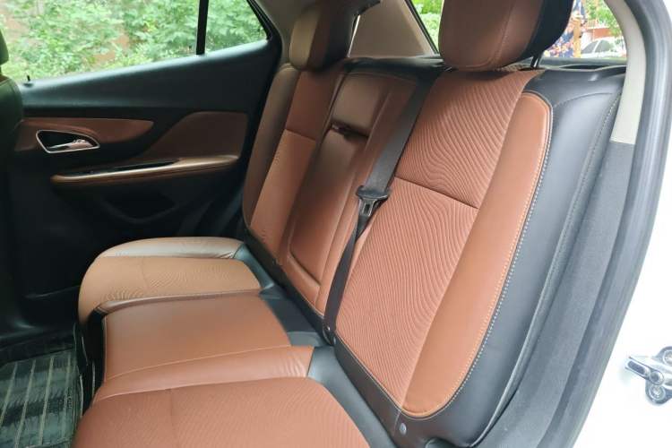 Used Buick Encore 2013 1.4T Automatic Two-Wheel Drive Leading Model Left Rear Seat