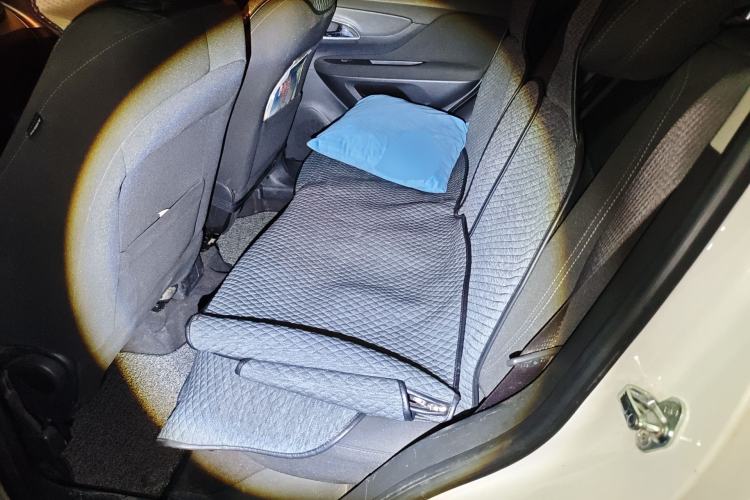 Used Buick Encore 2013 1.4T Automatic Two-Wheel Drive Elite Model Left Rear Seat