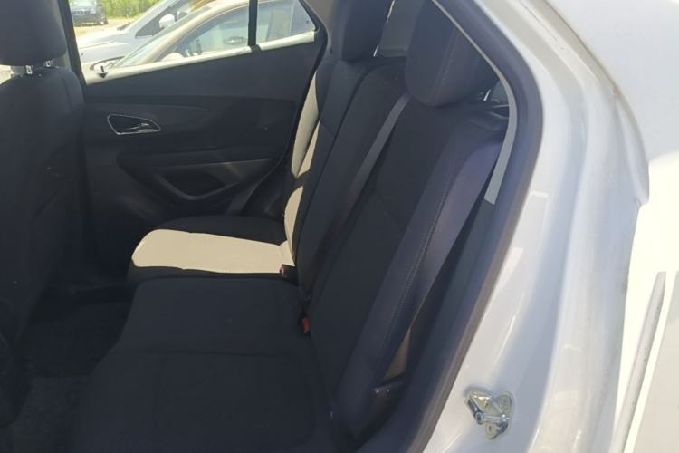 Used Buick Encore 2013 1.4T Manual Two-Wheel Drive Entry Model Left Rear Seat
