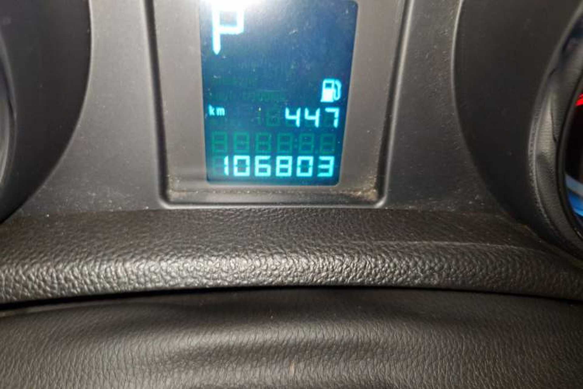 Used Buick Encore 2013 1.4T Automatic Two-Wheel Drive Leading Model Odometer Close Up