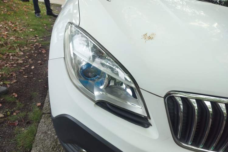 Used Buick Encore 2013 1.4T Automatic Two-Wheel Drive Elite Model Right Front Headlight
