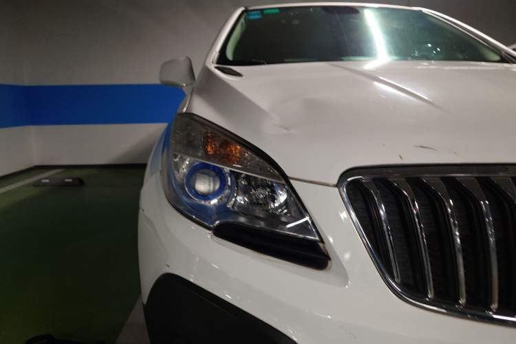 Used Buick Encore 2013 1.4T Automatic Two-Wheel Drive Leading Model Right Front Headlight