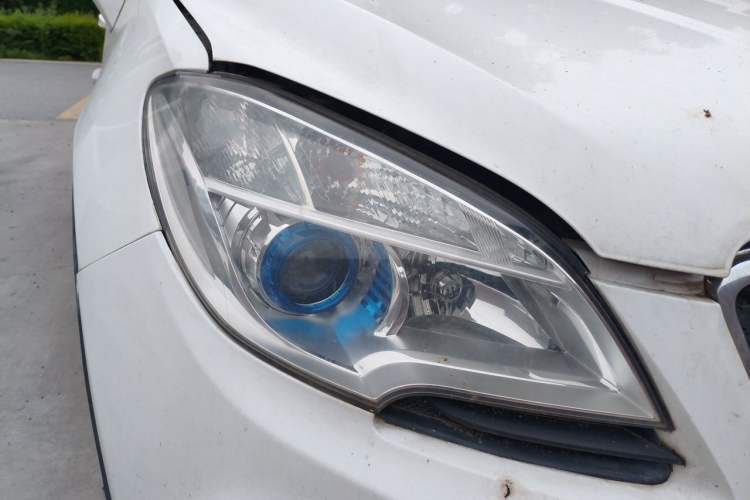 Used Buick Encore 2013 1.4T Automatic Two-Wheel Drive Leading Model Right Front Headlight