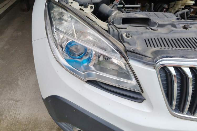 Used Buick Encore 2013 1.4T Automatic Two-Wheel Drive Elite Model Right Front Headlight