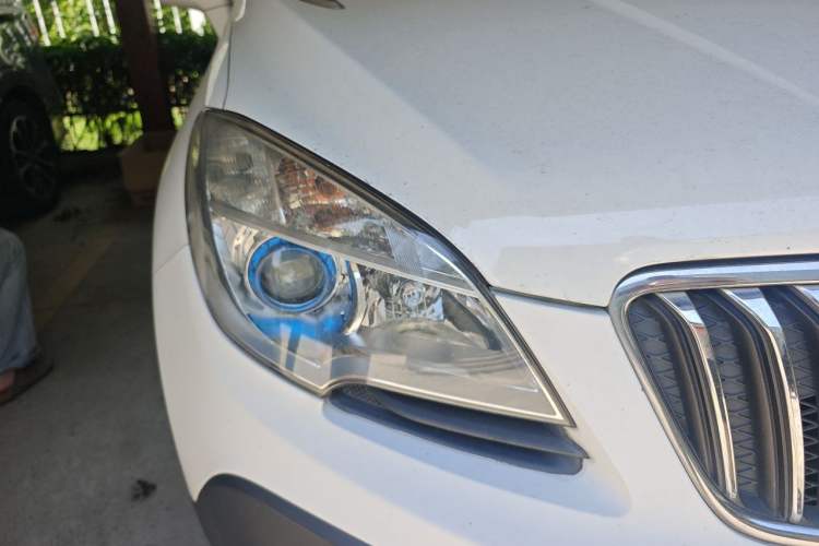 Used Buick Encore 2013 1.4T Automatic Two-Wheel Drive Elite Model Right Front Headlight