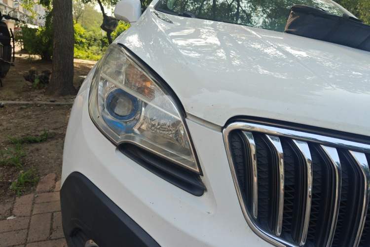 Used Buick Encore 2013 1.4T Automatic Two-Wheel Drive Elite Model Right Front Headlight