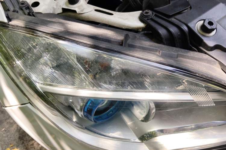 Used Buick Encore 2013 1.4T Automatic Two-Wheel Drive Leading Model Right Front Headlight