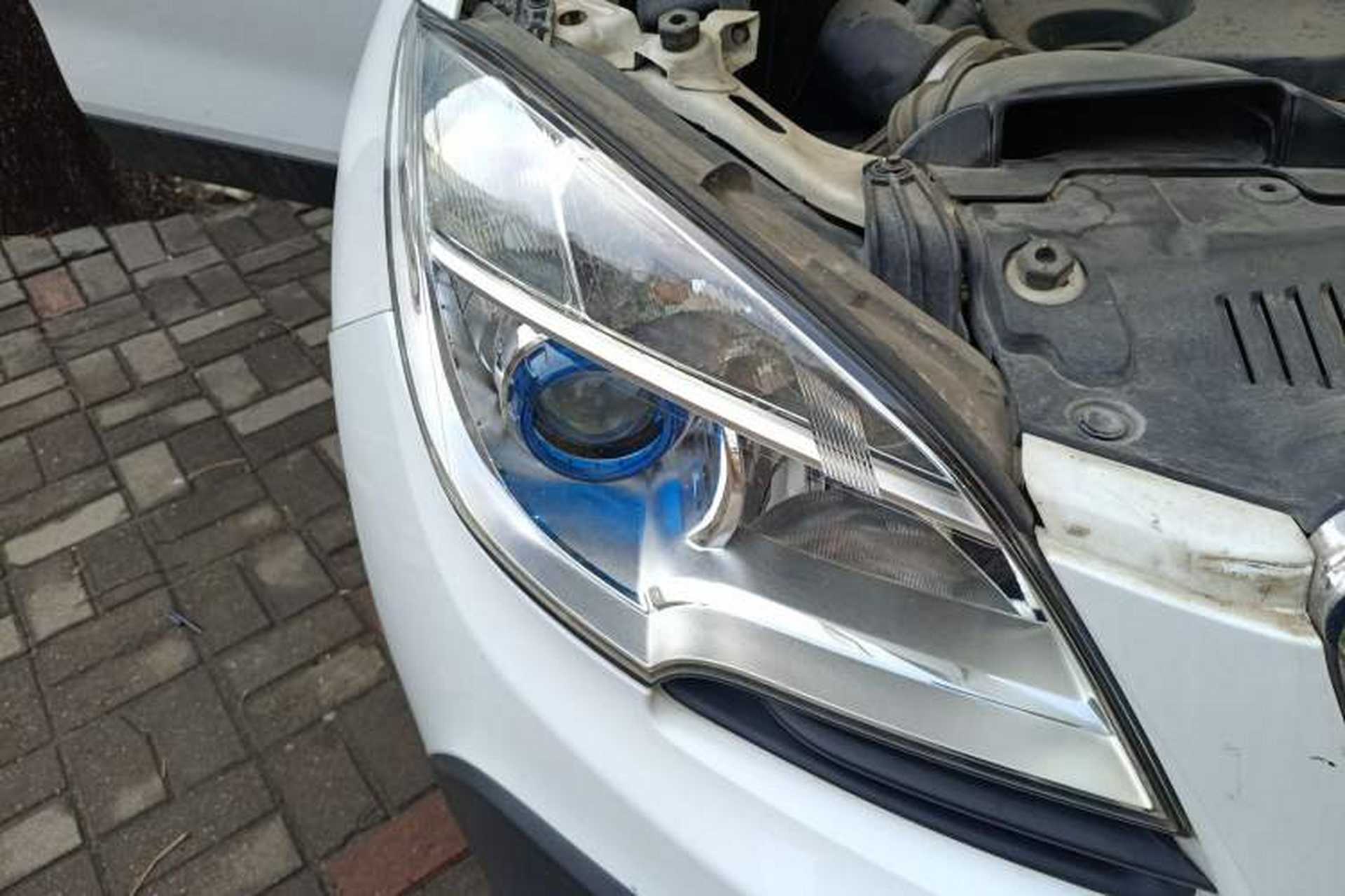 Used Buick Encore 2013 1.4T Manual Two-Wheel Drive Entry Model Right Front Headlight