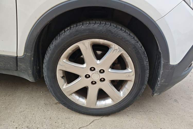Used Buick Encore 2013 1.4T Automatic All-Wheel Drive Flagship Edition Right Front Wheel Hub