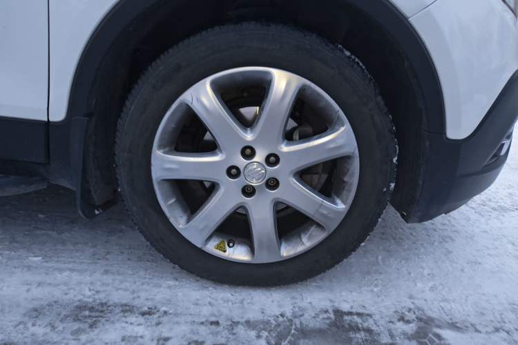 Used Buick Encore 2013 1.4T Automatic All-Wheel Drive Flagship Edition Right Front Wheel Hub