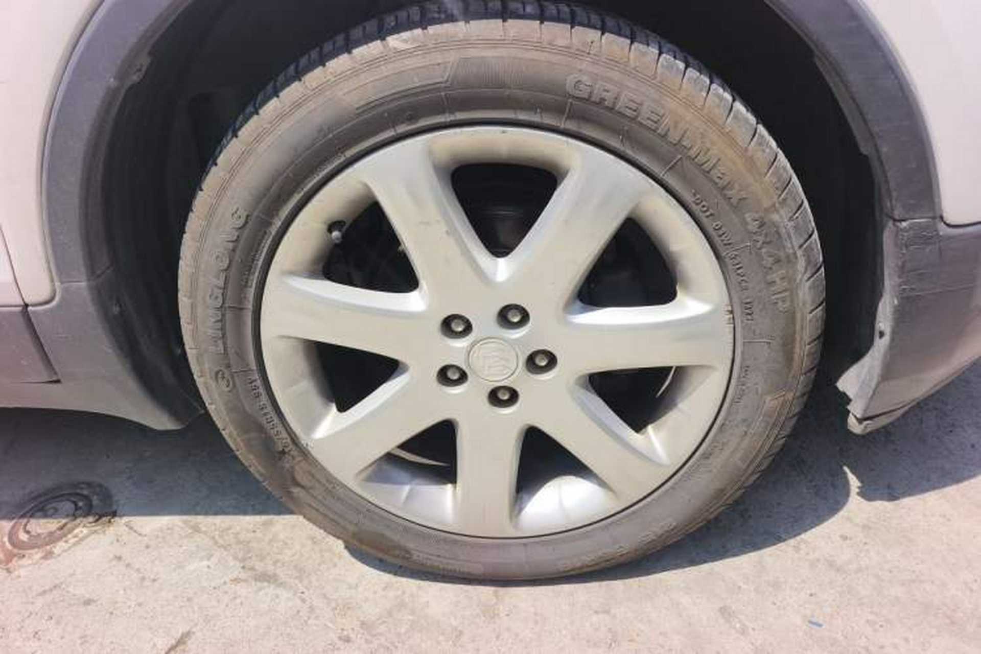 Used Buick Encore 2013 1.4T Automatic Two-Wheel Drive Leading Model Right Front Wheel Hub