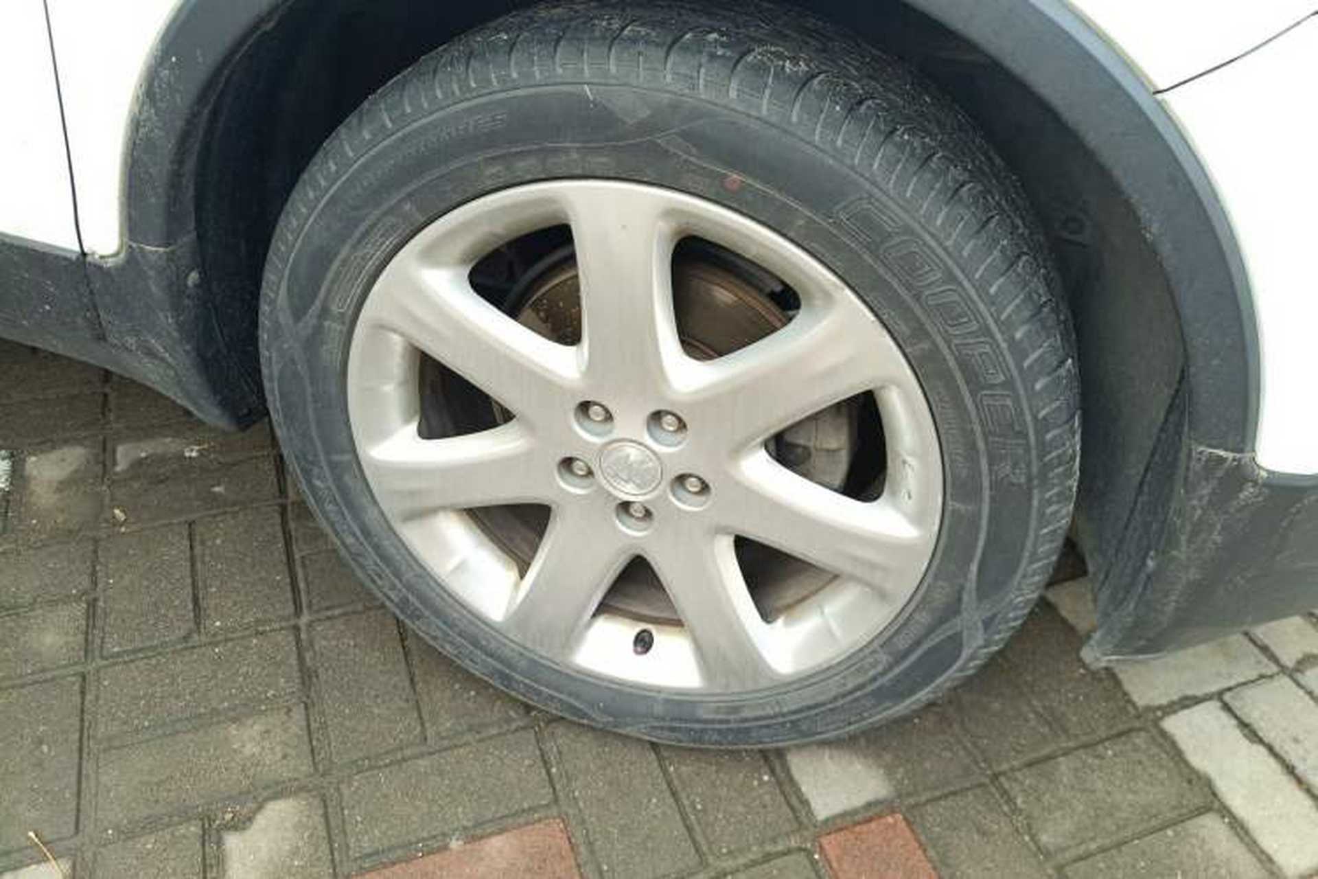Used Buick Encore 2013 1.4T Manual Two-Wheel Drive Entry Model Right Front Wheel Hub