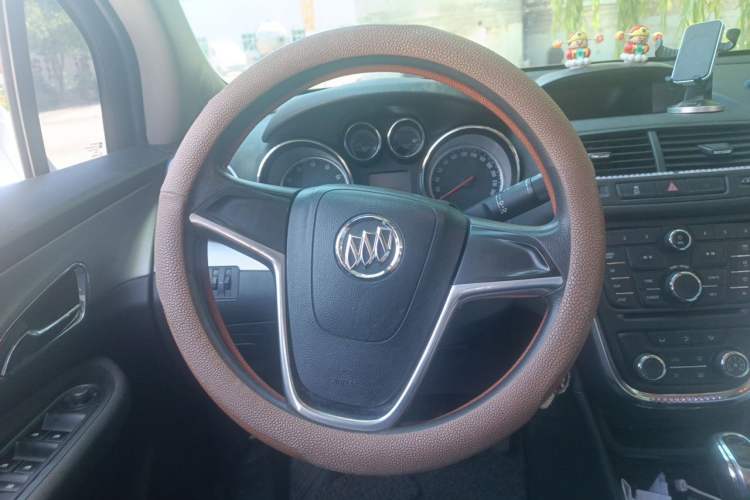 Used Buick Encore 2013 1.4T Automatic Two-Wheel Drive Elite Model Steering Wheel