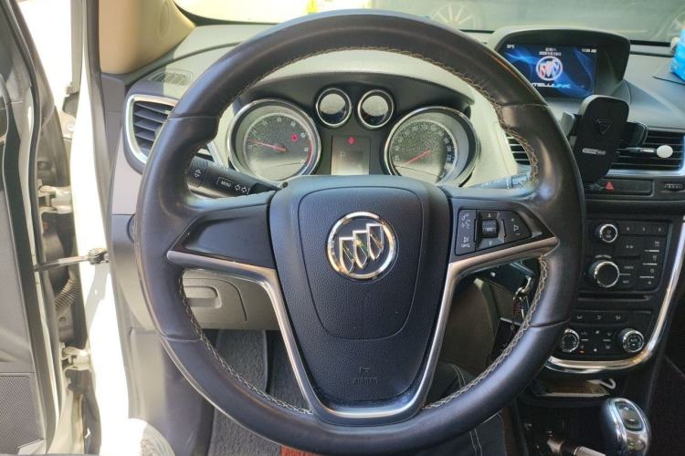 Used Buick Encore 2013 1.4T Automatic Two-Wheel Drive Leading Model Steering Wheel