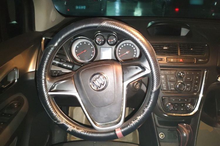 Used Buick Encore 2013 1.4T Automatic Two-Wheel Drive Elite Model Steering Wheel