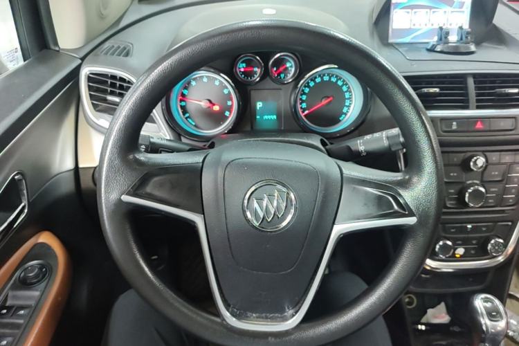 Used Buick Encore 2013 1.4T Automatic Two-Wheel Drive Elite Model Steering Wheel