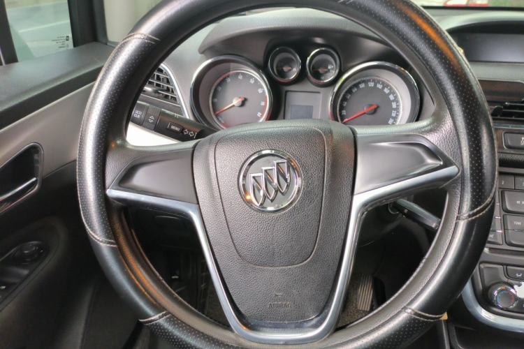 Used Buick Encore 2013 1.4T Manual Two-Wheel Drive Entry Model Steering Wheel