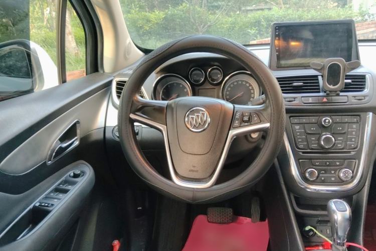 Used Buick Encore 2013 1.4T Automatic Two-Wheel Drive Elite Model Steering Wheel