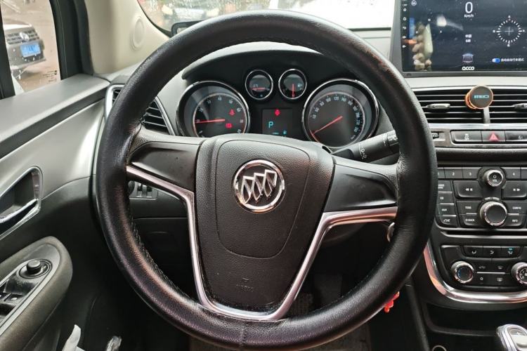 Used Buick Encore 2013 1.4T Automatic Two-Wheel Drive Elite Model Steering Wheel