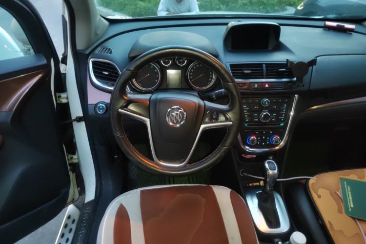 Used Buick Encore 2013 1.4T Automatic Two-Wheel Drive Leading Model Steering Wheel