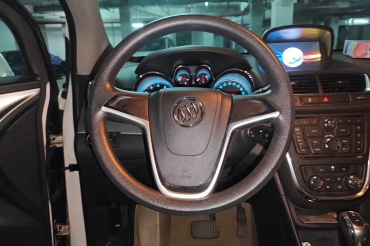 Used Buick Encore 2013 1.4T Automatic Two-Wheel Drive Elite Model Steering Wheel