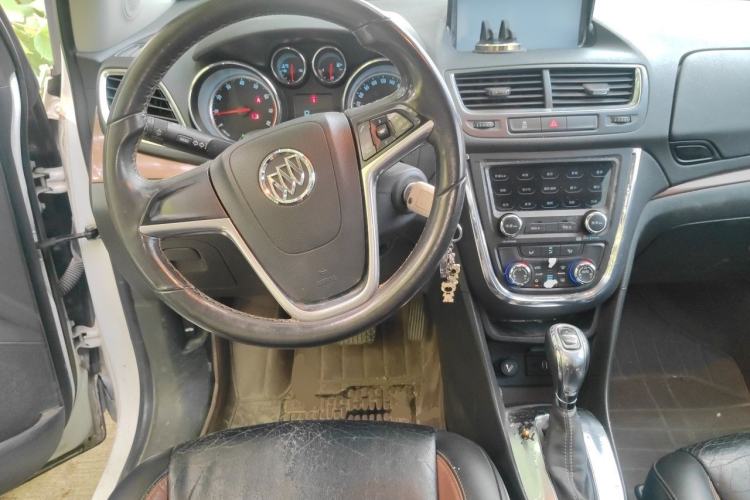 Used Buick Encore 2013 1.4T Automatic Two-Wheel Drive Leading Model Steering Wheel
