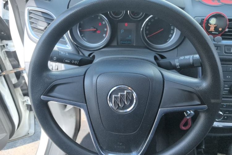 Used Buick Encore 2013 1.4T Automatic Two-Wheel Drive Elite Model Steering Wheel