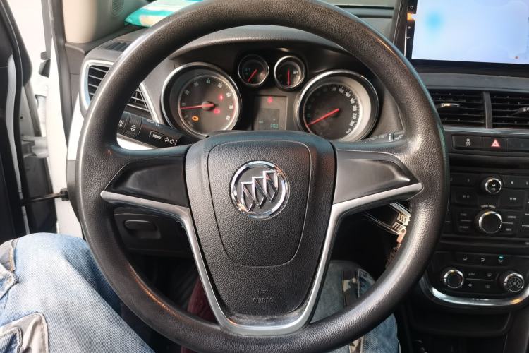 Used Buick Encore 2013 1.4T Manual Two-Wheel Drive Entry Model Steering Wheel