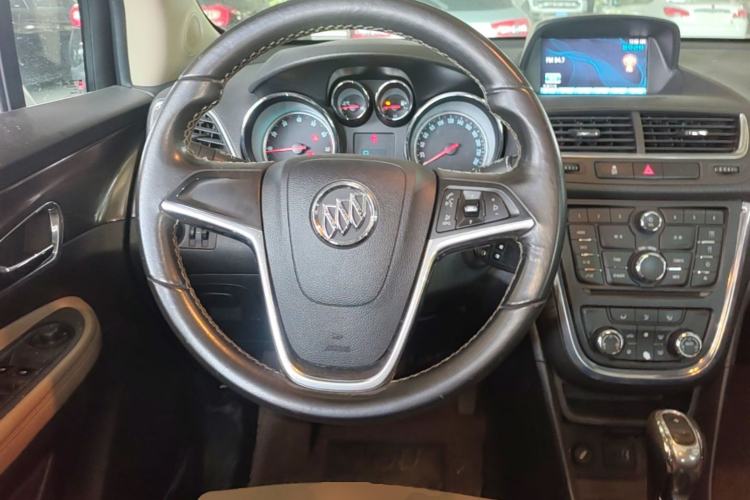 Used Buick Encore 2013 1.4T Automatic Two-Wheel Drive Leading Model Steering Wheel