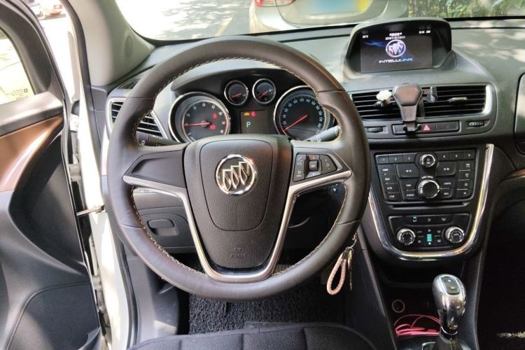 Used Buick Encore 2013 1.4T Automatic Two-Wheel Drive Leading Model Steering Wheel