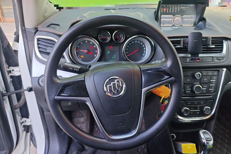 Used Buick Encore 2013 1.4T Automatic Two-Wheel Drive Elite Model Steering Wheel