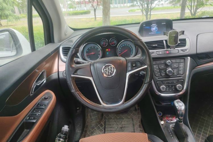 Used Buick Encore 2013 1.4T Automatic Two-Wheel Drive Leading Model Steering Wheel