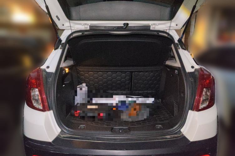 Used Buick Encore 2013 1.4T Automatic Two-Wheel Drive Elite Model Trunk