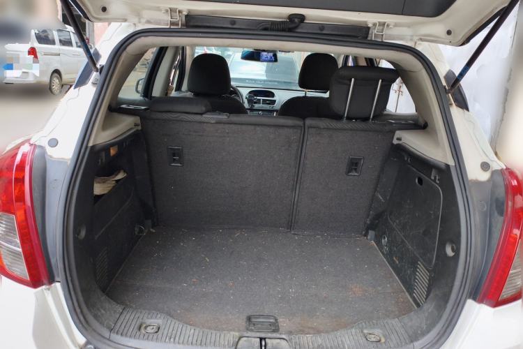 Used Buick Encore 2013 1.4T Automatic Two-Wheel Drive Elite Model Trunk